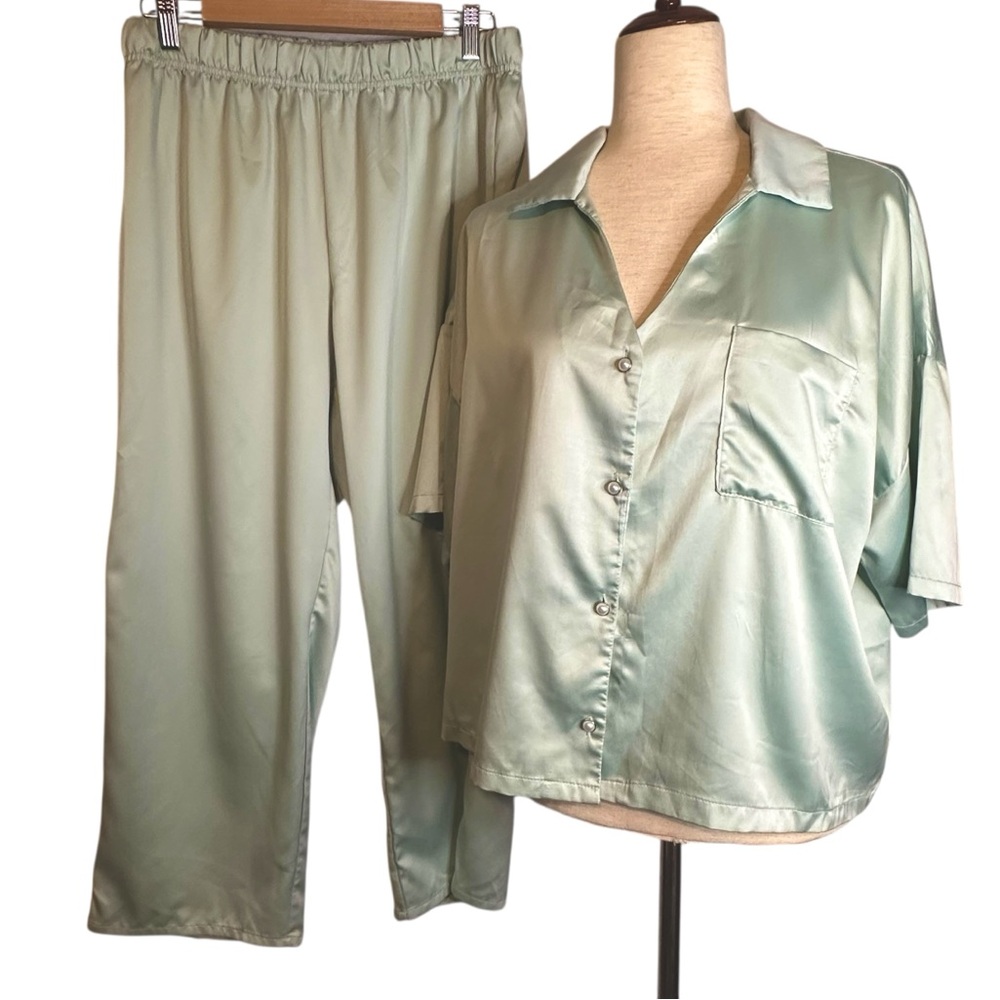 House of Harlow Satin Pajama Set XL Luxe Lounge Sleepwear Resort Chic #5002C